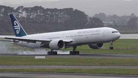 Air New Zealand to operate Dreamliners on all long .